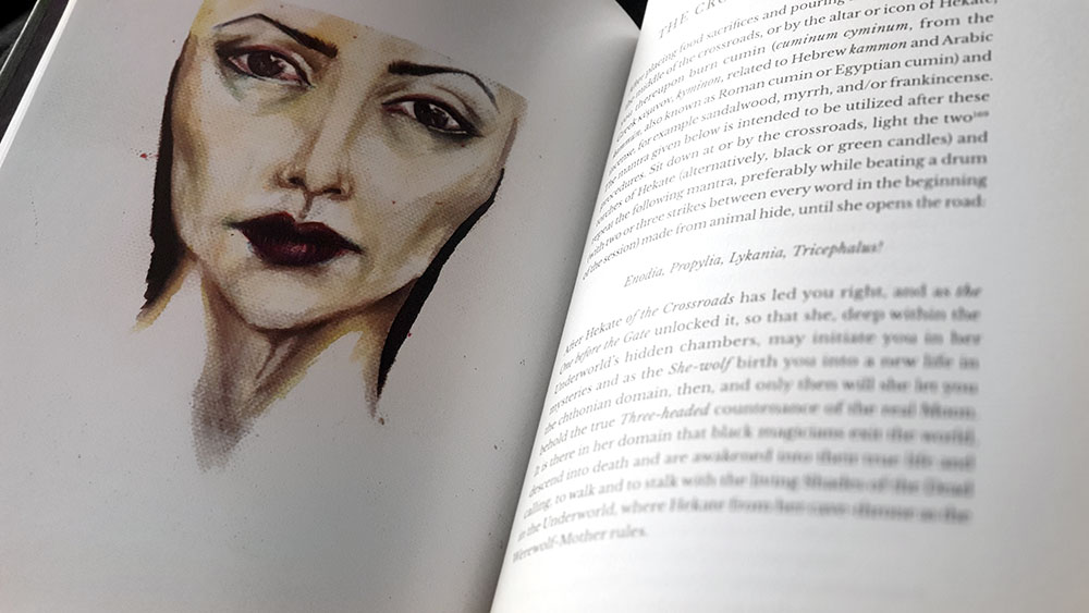 Hekate: The Crossroads’ Dark Goddess spread with Magdalena Karlsson's Hekate Portal Icon